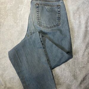 Guess Classic Fit Narrow Leg Jeans
